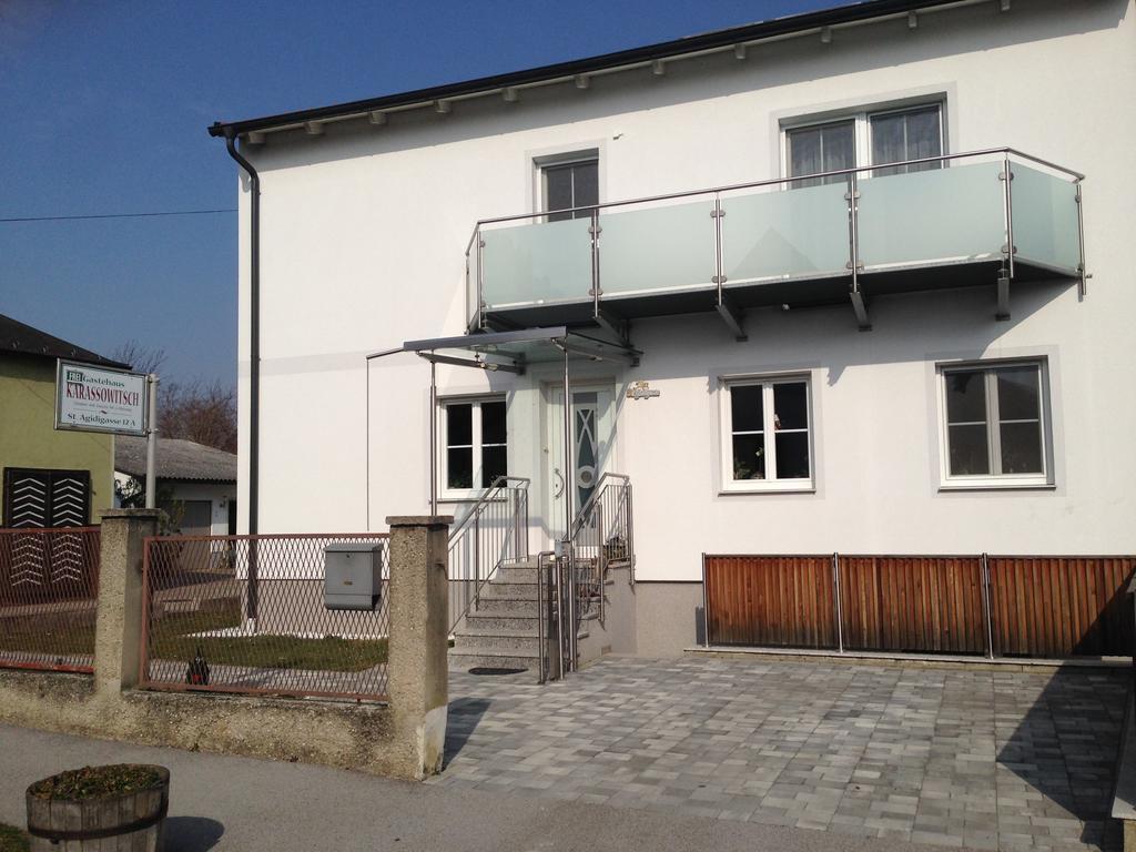 Gaestehaus Karassowitsch Руст Екстериор снимка