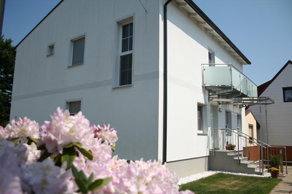 Gaestehaus Karassowitsch Руст Екстериор снимка